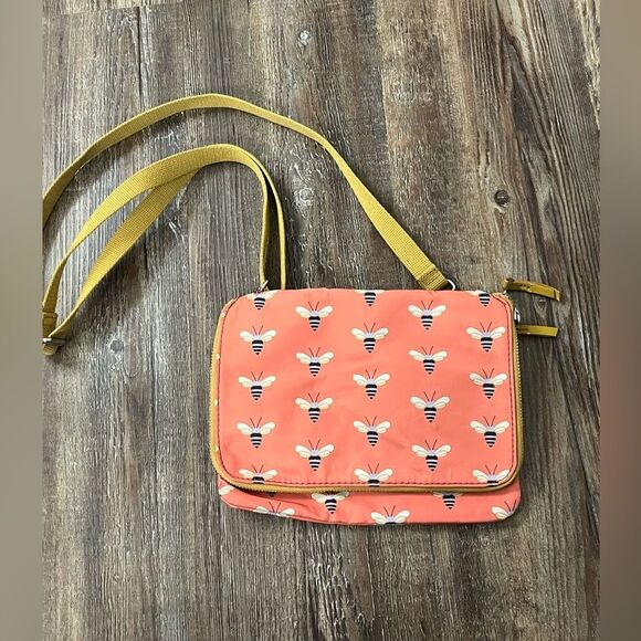 Fossil Cottagecore Bumblebee Print Nylon Crossbody Bag - Picture 1 of 11